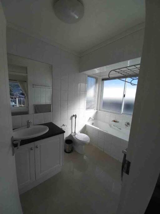 Waterfront - 1 South Quay Lovely Two Bed On Water Knysna Exterior photo